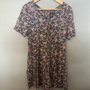 Vintage I Am Floral Short Sleeve Dress